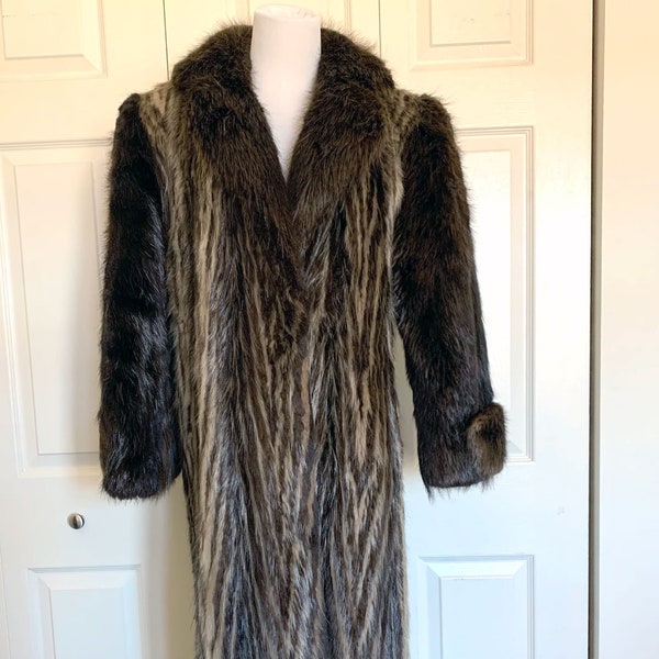 Vintage 80s Beaver Long Hair Pelt Fur Coat Chevron Size S M