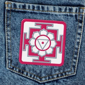 White Tara Yantra, Iron On, Embroidered Patch, Buddhist Hindu Sacred Mandala Badge