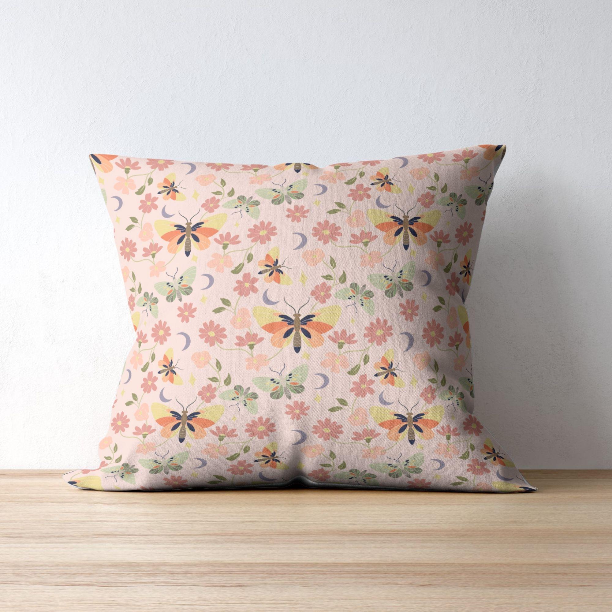 Pastel Autumn Butterfly Floral Seamless Pattern Boho Fall Garden Moth ...