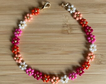 Pulsera de cuentas de flores