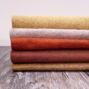 Caramel - Heathered Felt Pack : 5 colours,  9" squares, mini rolls or half yards