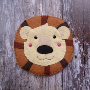 Lion DIY Felt Decoration Mini Sewing Kit