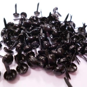 Mini Black Brads, verpakking van 5 mm met ongeveer 100 ogen