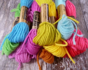 BRIGHTS Anchor Tapestry Wool 10 pack