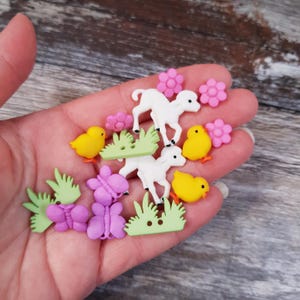 Easter lamb chick flower -  My Little Chickadee - Dress It Up Buttons