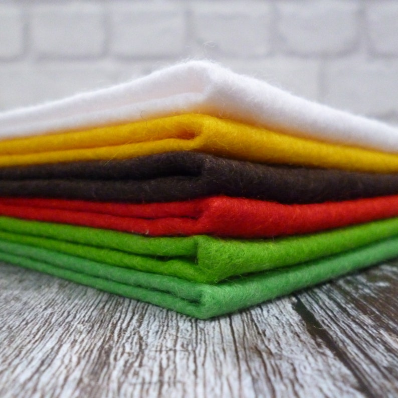 ESSENTIAL CHRISTMAS 6 piece felt pack Premium Wool Blend Felt image 2