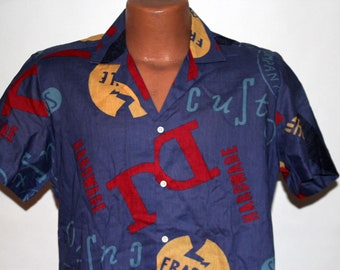 DEADSTOCK Van Heusen Postage Label Short Sleeve Button Up Shirt Small Vintage 1990s