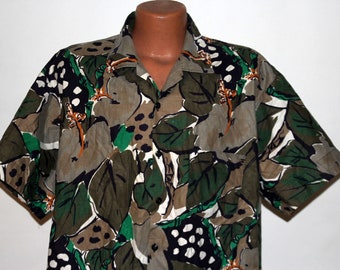 Casuals Jungle Safari Short Sleeve Button Up Shirt Large Vintage 1990s