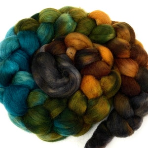 Keepsake MG - Parte superior peinada de lana pintada a mano de 4 oz, degradado espejado, mecha, fibra de hilado, hilado a mano, fieltrado