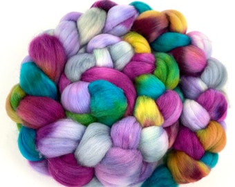 Melody SC - 4 oz hand painted wool combed top, roving, spinning fiber, handspinning, felting, shorter, repeating colors