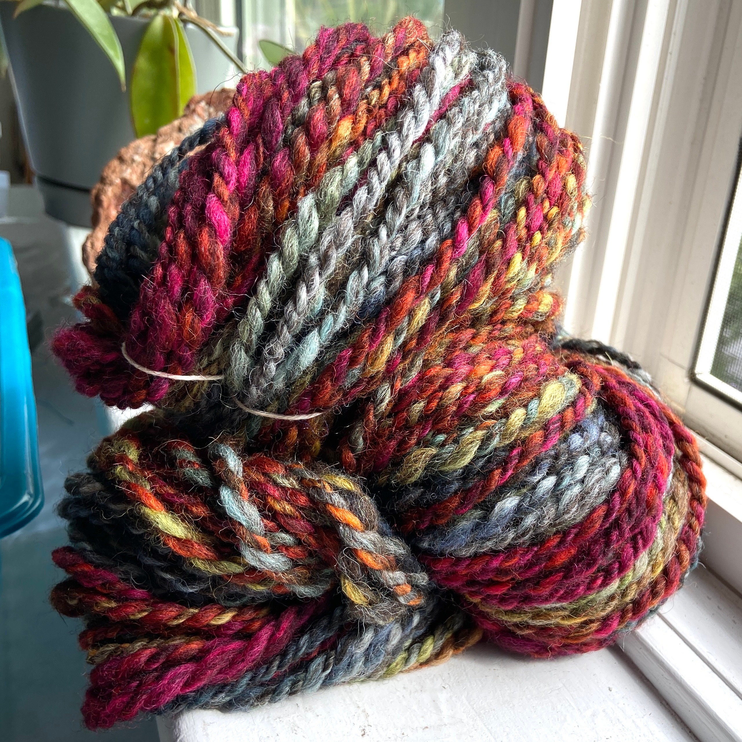 Rocket handspun yarn, 99 yds, 4.1 oz, Corriedale wool, silk, hat yarn, shawl, cowl, knitting, crochet, weaving 1006-01 Rocket handspun yarn, 99 yds, 4.1 oz, Corriedale wool, silk, hat yarn, shawl, cowl, knitting, crochet, weaving 1006-01