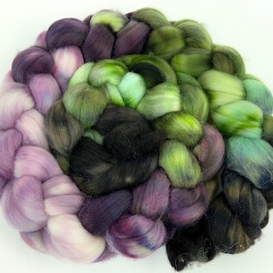 Magic Mountain MG - 4 oz hand painted wool combed top, roving, spinning fiber, handspinning, felting, mirrored gradient