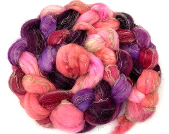 Lipstick Diva MG - 4 oz Merino, silk, flax combed top, mirrored gradient, roving, spinning fiber, handspinning, felting, wool