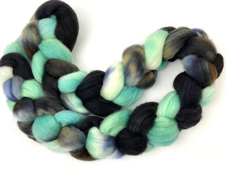 Mint Twist 4 oz Falkland Merino wool combed top, roving, spinning fiber, handspinning, felting, weaving image 2