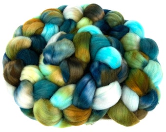 Tide Pool SC - 4 oz hand painted wool combed top, roving, spinning fiber, handspinning, felting, weaving wool, nuno