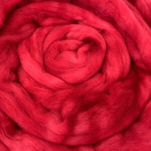 Amaranth - 2 oz repeatable semisolid wool top, Polwarth, Merino, Targhee, BFL, Falkland, felting, spinning, weaving