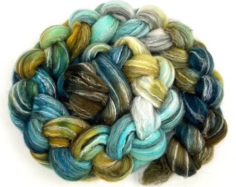 Tide Pool MG - 4 oz Polwarth, alpaca, bamboo combed top, mirrored gradient, roving, spinning fiber, handspinning, felting, wool