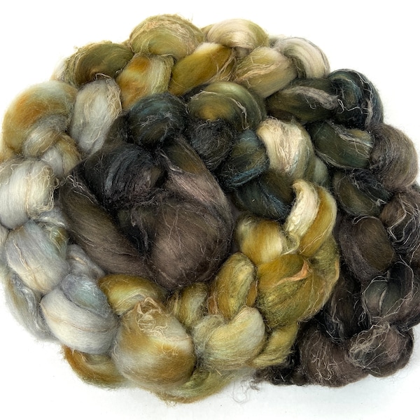 Mussels MG - 4 oz Merino, silk, flax combed top, mirrored gradient, roving, spinning fiber, handspinning, felting, wool