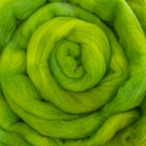 Lime - 2 oz repeatable semisolid wool top, Polwarth, Merino, Targhee, BFL, Falkland, felting, spinning, weaving