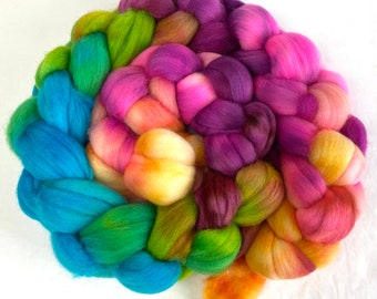 Super Nerds MG - 4 oz hand painted wool combed top, mirrored gradient, roving, spinning fiber, handspinning, felting, mirrored gradient