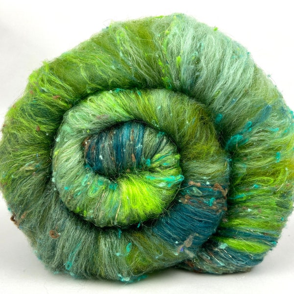 Emerald Isle Batt 0422-07 - 2.8 oz BFL wool, silk, noils, spinning fiber, handspinning, nuno, felting wool, weaving