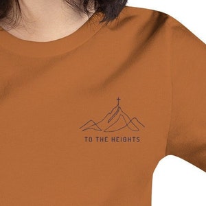 トゥ・ザ・ハイツ刺繍シャツ | ヴェルソ・ラルトTシャツ | ピエール・ジョルジョ・フラッサーティ神父 | カトリックギフト