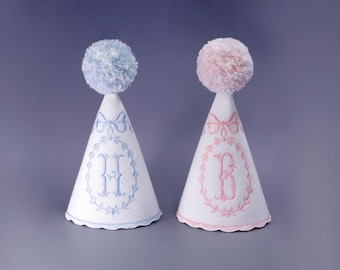 Czapeczka urodzinowa z monogramem, czapeczka urodzinowa dla dziecka, czapeczka urodzinowa z materiału, czapeczka urodzinowa z pierwszego urodzinka, haftowana czapeczka imprezowa, zdjęcie z rozbijania tortu, roczne dziecko
