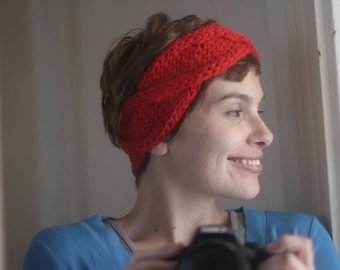 WORKSHELTER Chunky Cabled Headband Knitting Pattern