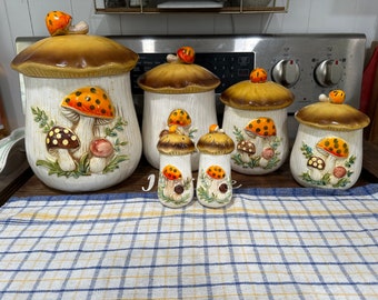 1977 merry mushroom canister set