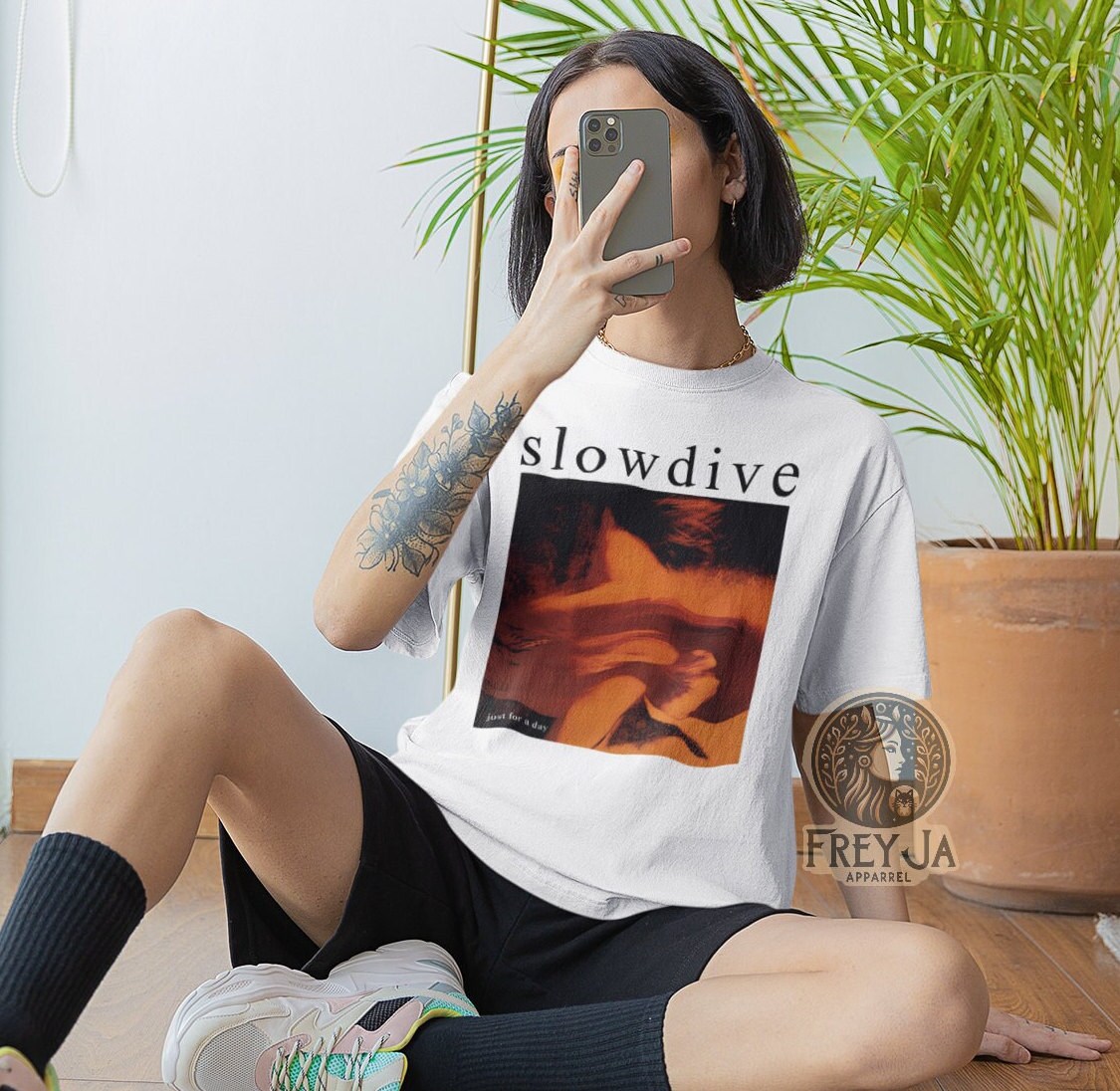 Slowdive Exclusive T-shirt - Unisex Music Band Tee - Just for A