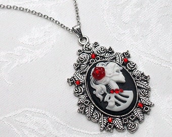 Gothic Lolita LADY SKELETON CAMEO Skull Pendant Necklace Black Silver Rose