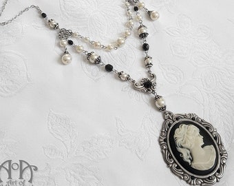 Ivory Faux Pearl BEADED CAMEO NECKLACE Pendant Victorian Steampunk Black Glass Beads