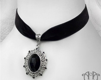 Black Crystal VELVET PENDANT CHOKER Necklace Victorian Gothic Glass Rhinestone Silver