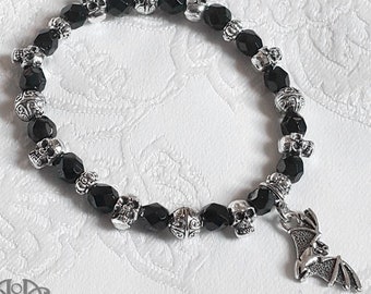 Gothic Punk Black SKULL STRETCH BRACELET Glass Beaded Bat Charm Silver Elastic