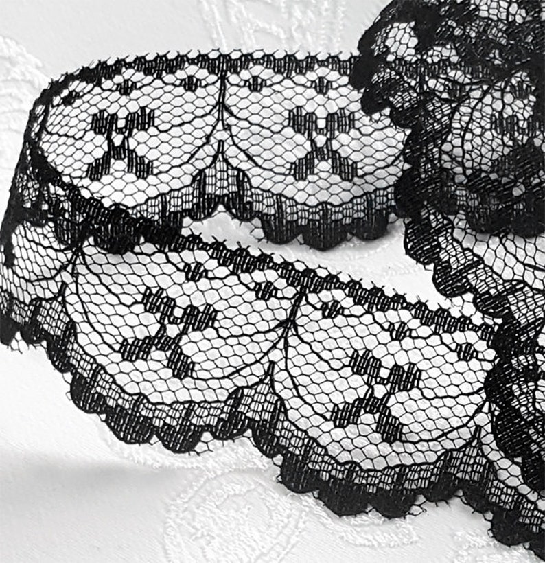 5yds Black 30mm Flat SCALLOPED LACE TRIM 1 1/8 Wide Non-Stretch Steampunk Gothic image 2