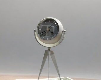 Reloj de mesa moderno de metal: reloj elegante para decoración de mesa de cocina, dormitorio u oficina