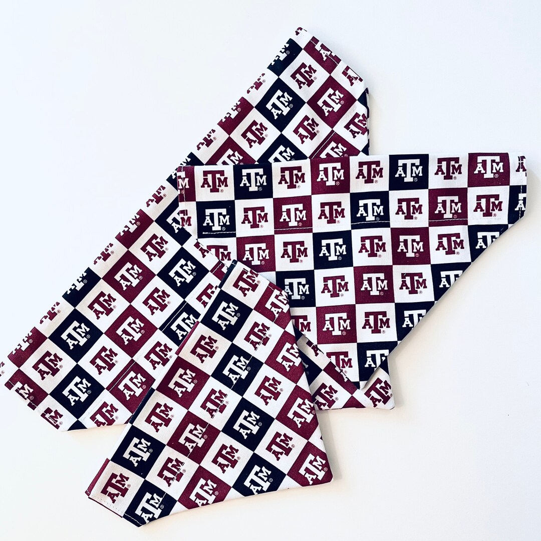 Texas A&M University Aggies / Dog Bandana / Over the Collar Cat