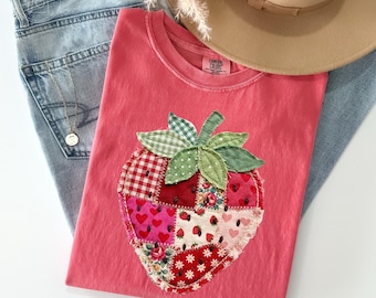 Comfort Colors® Strawberry Shirt, Patchwork Quilted Farmhouse Berry Tee, Rustic Gingham Floral Cottagecore Shirt, Vintage Aesthetic Tee