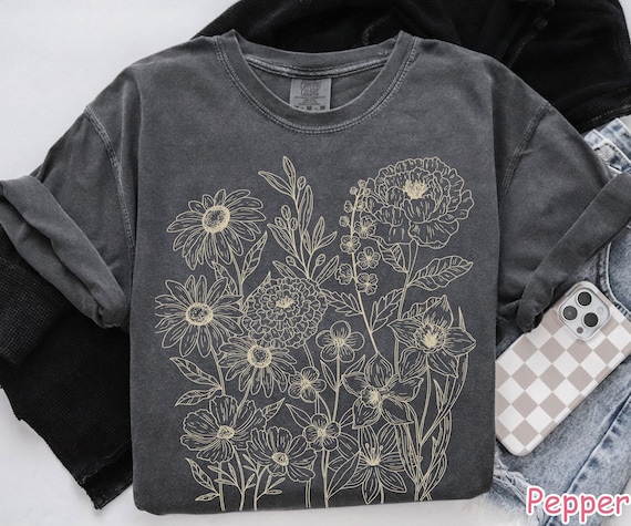 Comfort Colors® Vintage Pressed Flowers Shirt, Boho Cottagecore Shirt, Wildflowers Tshirt, Women's Botanical Floral Shirt Cute Gardener Gift