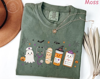 Comfort Colors® Halloween Nurse Shirt, Halloween Nursing Doodle T-Shirt, Spooky Nurse Life Shirt, Funny Healthcare Tee, Gift for Nurse