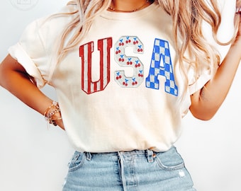 Comfort Colors® USA Shirt, Retro Checkered Patriotic Tee, Trendy Oversized USA Tee, Preppy Fourth of July T-Shirt, Summer Aesthetic Tee