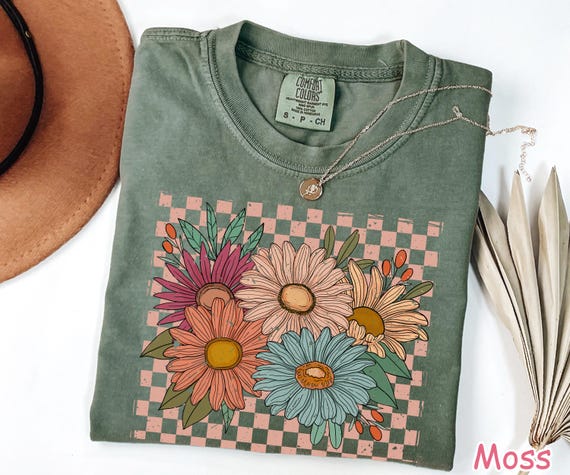 Comfort Colors® Vintage Floral Shirt, Retro Checkered Flowers Shirt, Boho Cottagecore Shirt, Botanical Floral Tee, Womens Wildflowers Shirt