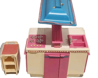 Vintage Barbie Dream Kitchen Set #9119 - 1984