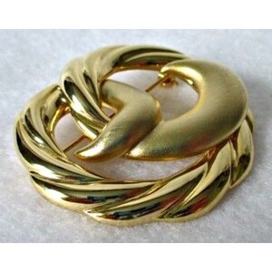 Vintage Swirly Goldtone Statement Brooch Pin Signed Costume Jewelry Unreadable image 2