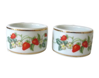 2 Vintage Strawberry Avon Napkin Rings Holders 1980s Dining