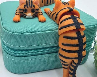 Flexible Tiger Fidget Toy - Unique 3D Printed Miniature Gift for Big Cat Lovers