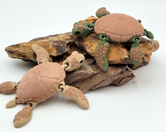 Miniature Articulated Sea Turtle Fidget Toy - Flexible Marine Biology Gift for Ocean Enthusiasts