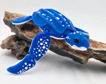 Articulated Leatherback Sea Turtle Fidget Toy - Flexible Miniature Marine Biology Gift for Ocean Enthusiasts