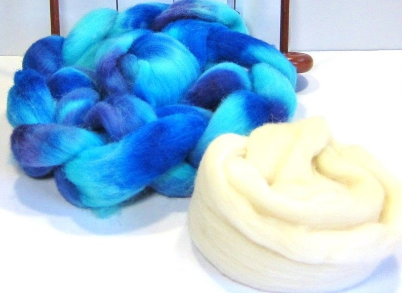 Double Drop Spindle Yarn Spinning Kit, Biloxi Blues, With Both Top and Bottom Whorl Spindle image 2