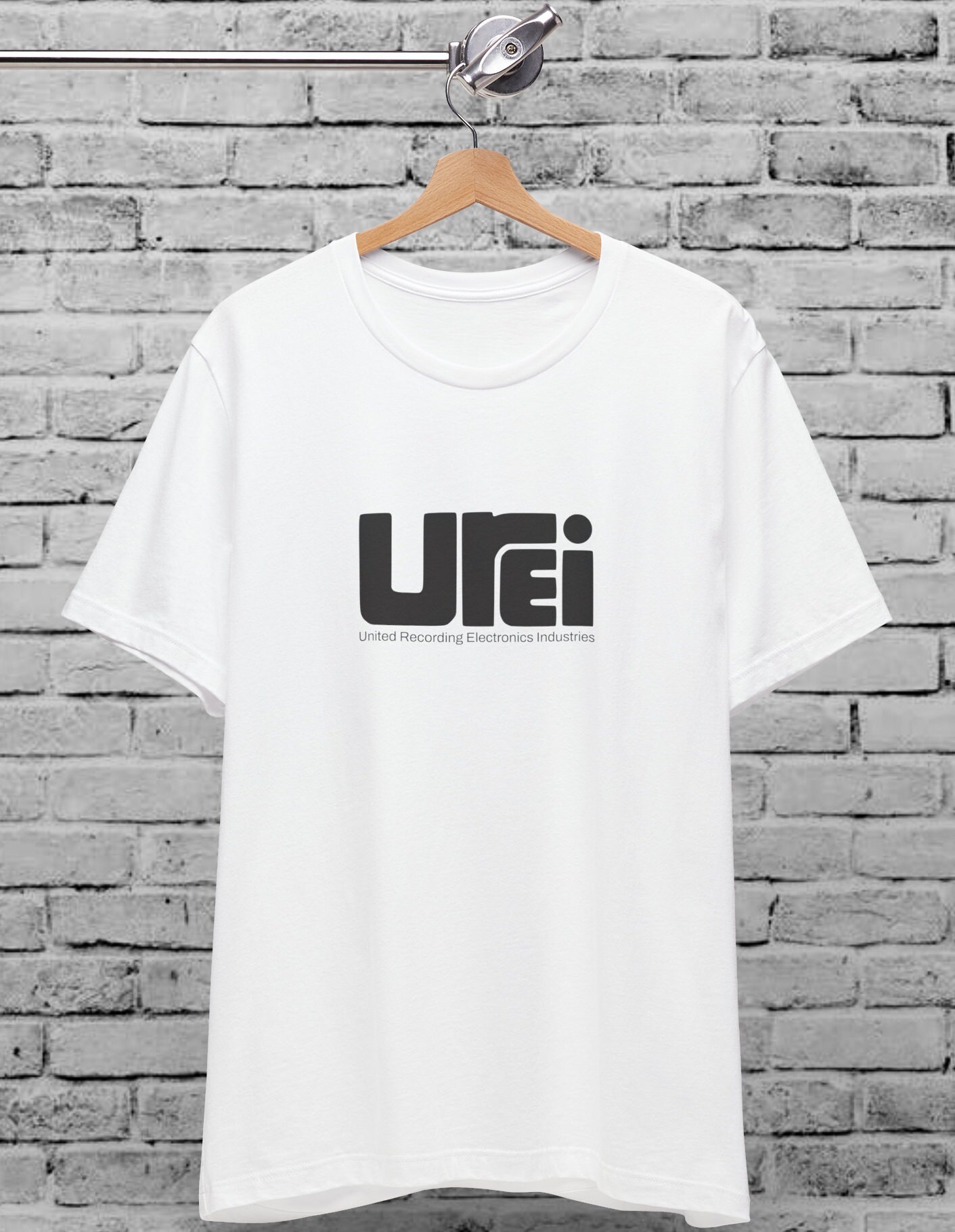グッドイナフ（GOOD ENOUGH）Urei 1620 T-shirt